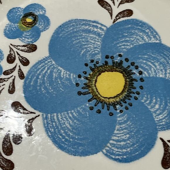 Royal China Jeannette Blue Flower vintage serving bowl - Picture 2 of 5